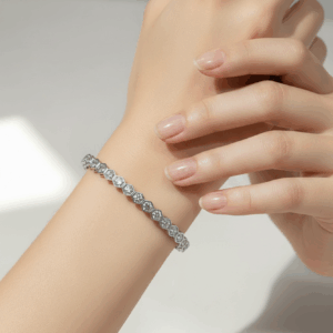 צמיד בנגל 'מאיה' משובץ 3 קראט